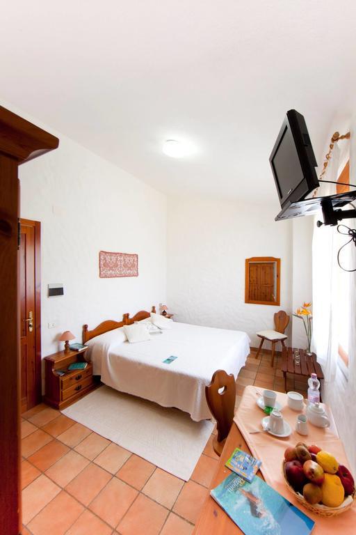 Hotel S'Obreschida Castiadas Room photo